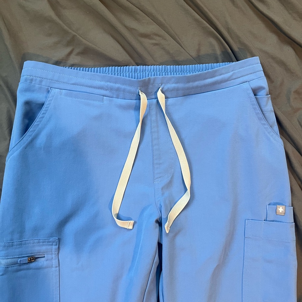 Women’s Yola Skinny Scrub Pants